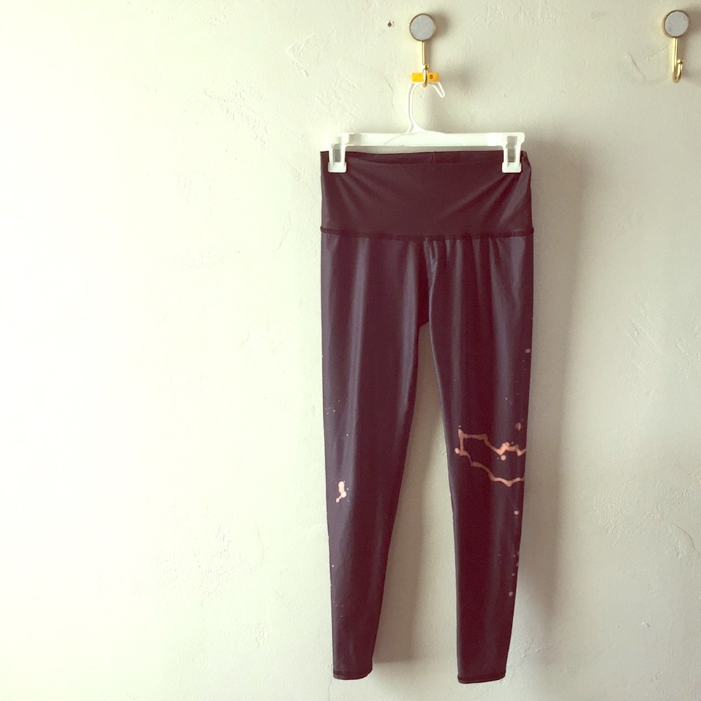 Teeki Black Leggings Size Small